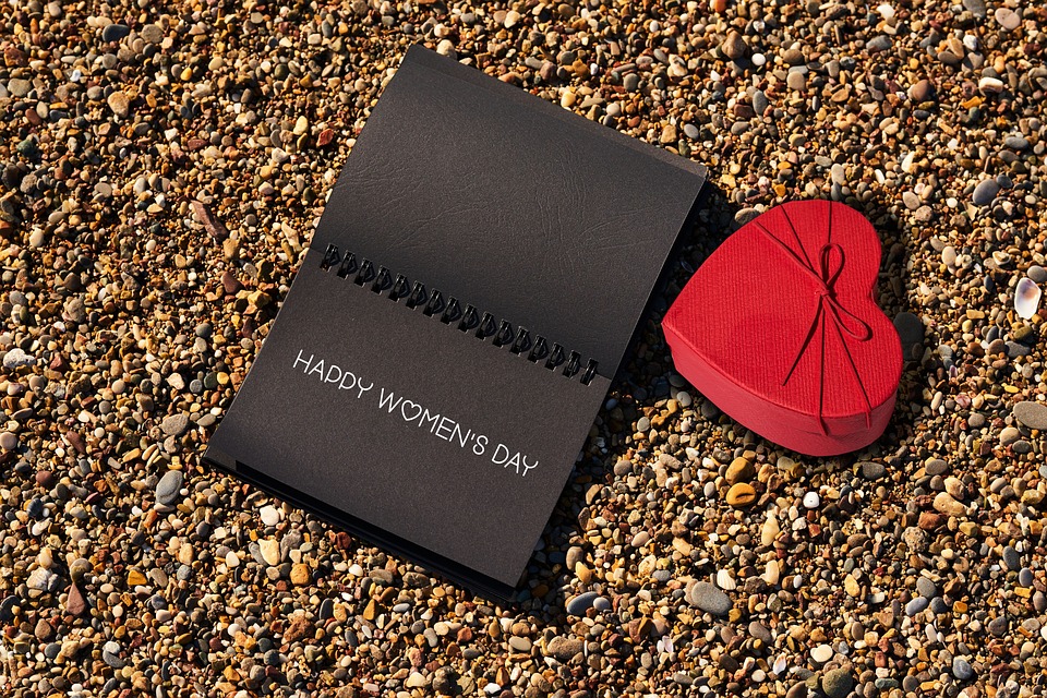 5 idei simple de măști naturale de față